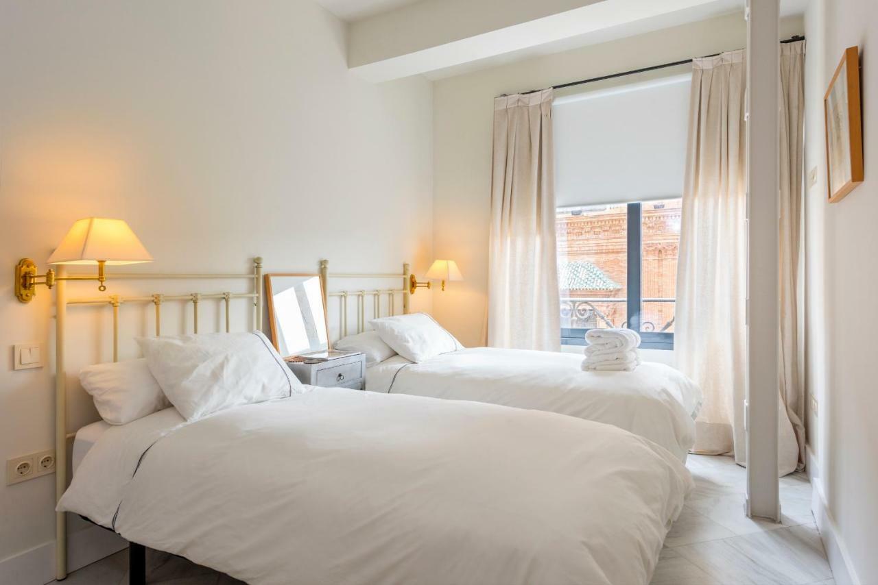 Apartamento La Catedral Seville Ngoại thất bức ảnh